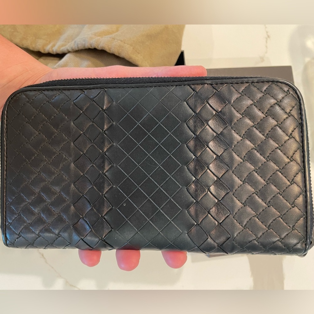 Bottega Venetta Intercciato Continental Wallet